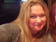 Kelly Leigh photo