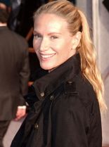 Kelly Lynch