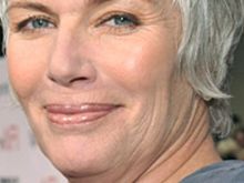 Kelly McGillis