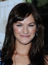 Kelly Overton