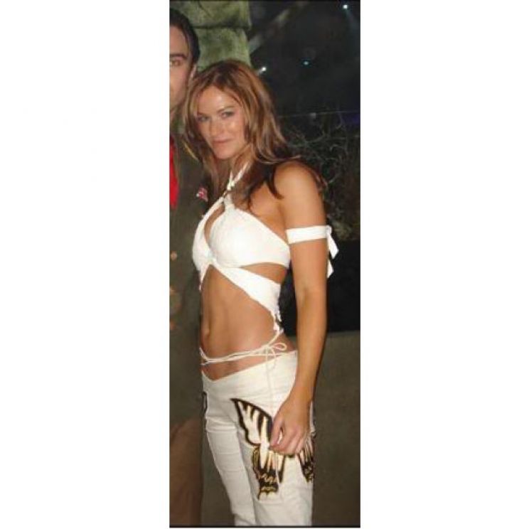 Kelly Overton