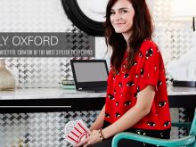 Kelly Oxford photo