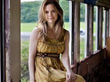 Kelly Preston