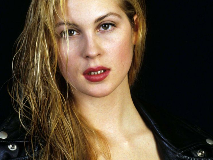 Kelly Rutherford