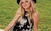 Kelsea Ballerini