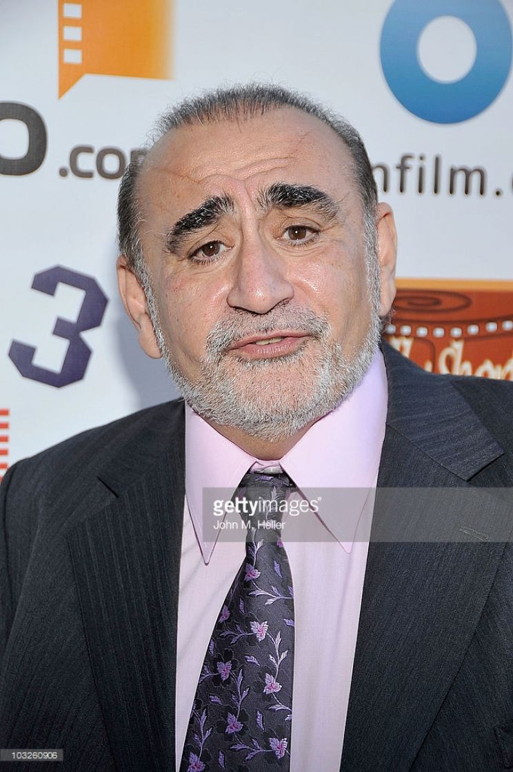 Ken Davitian