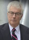 Ken Follett