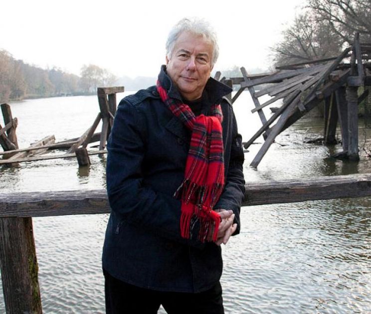 Ken Follett