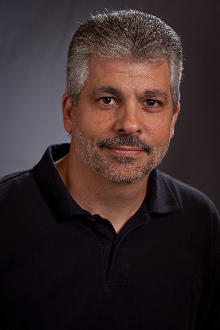 Ken Holmes