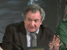 Ken Stott