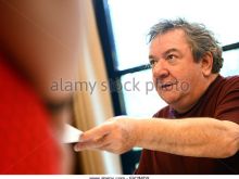Ken Stott