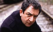 Ken Stott