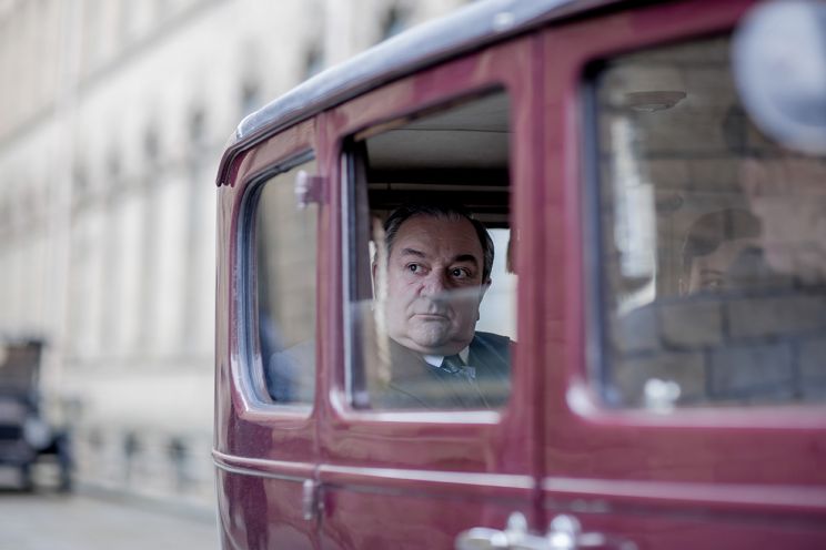 Ken Stott