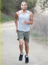 Kendrick Sampson