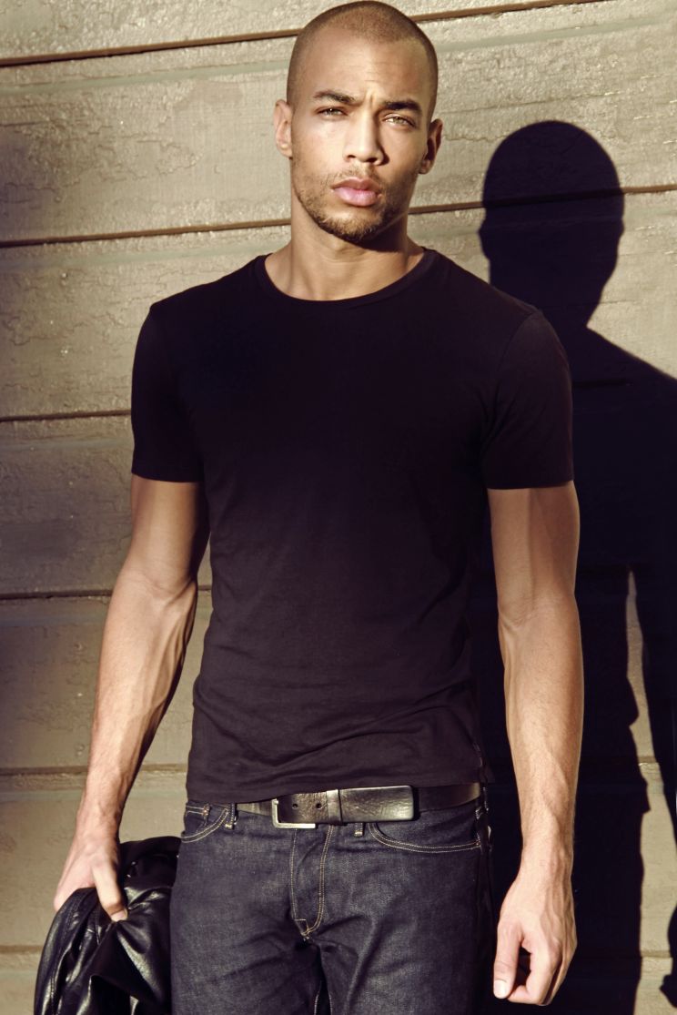 Kendrick Sampson