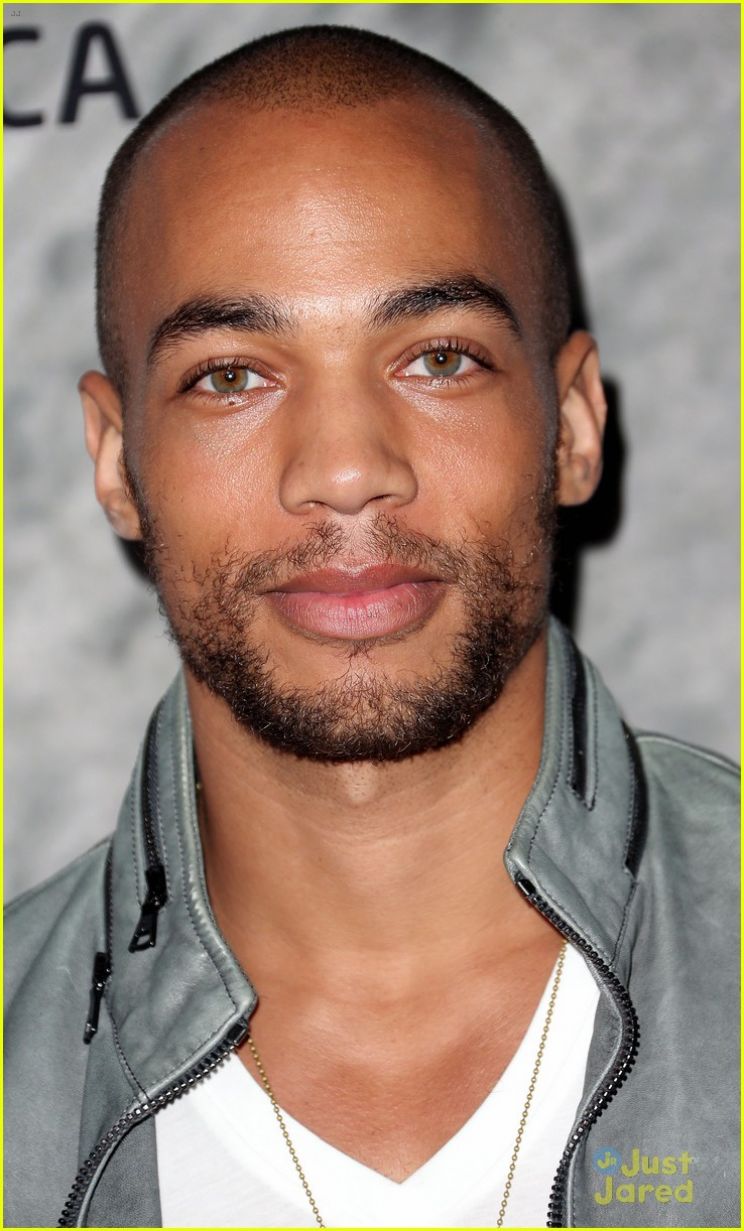 Kendrick Sampson