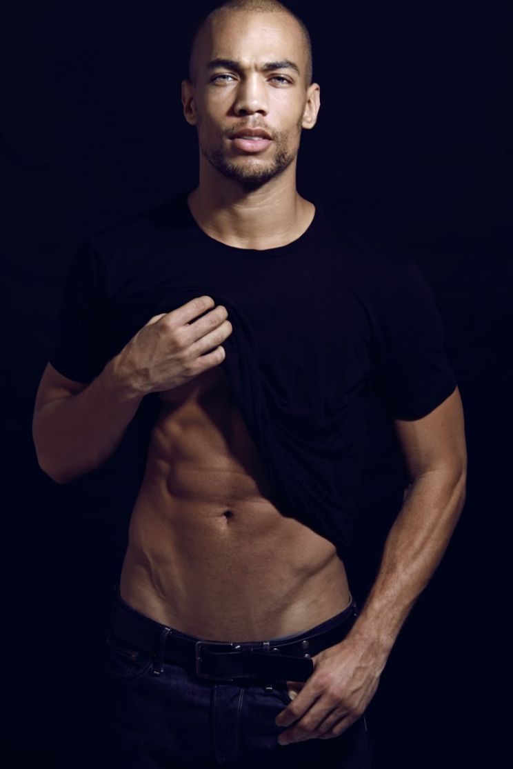 Kendrick Sampson