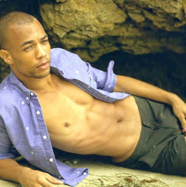 Kendrick Sampson