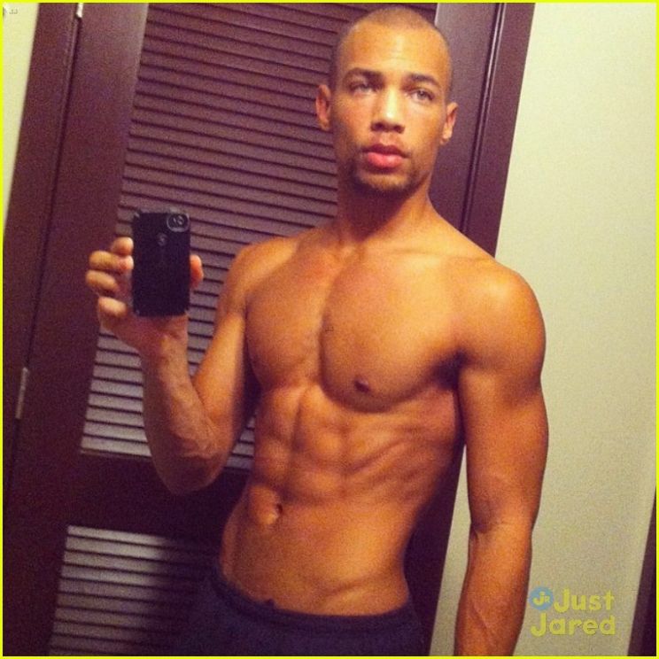 Kendrick Sampson