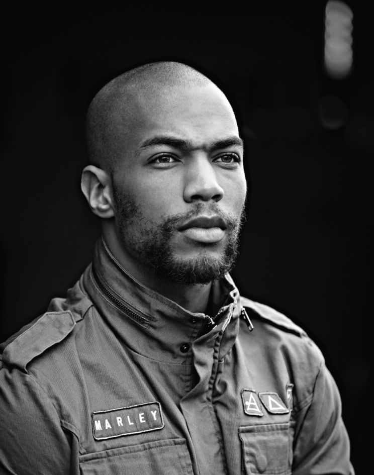 Kendrick Sampson