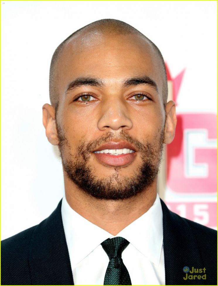 Kendrick Sampson