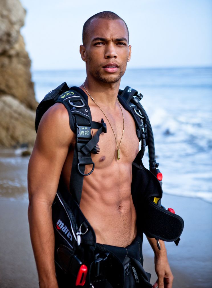 Kendrick Sampson