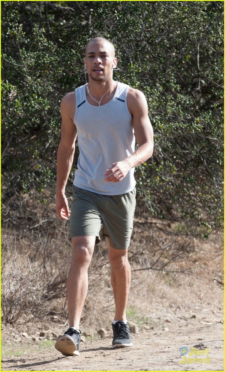 Kendrick Sampson