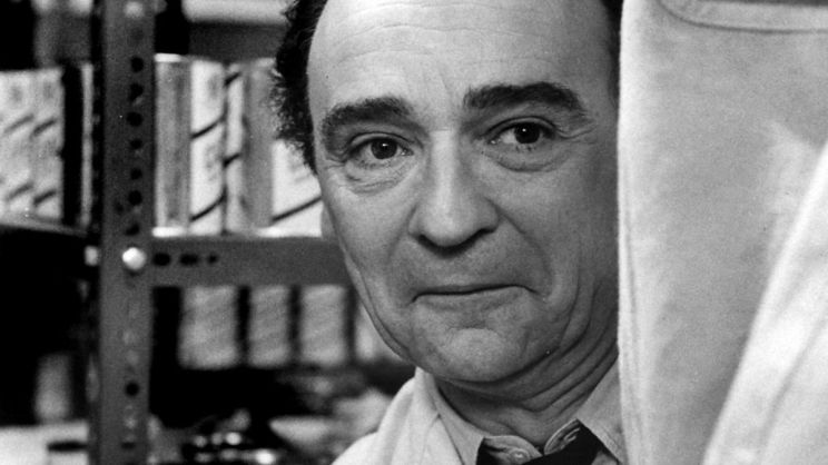 Kenneth Connor