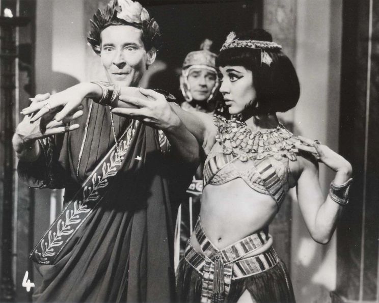 Kenneth Connor