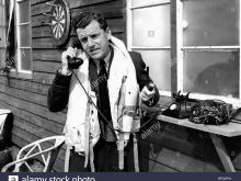 Kenneth More