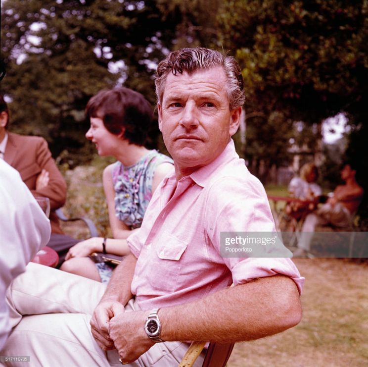 Kenneth More