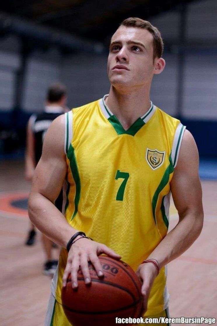 Kerem Bursin