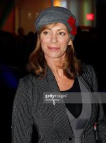 Kerry Armstrong