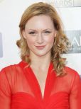 Kerry Bishé