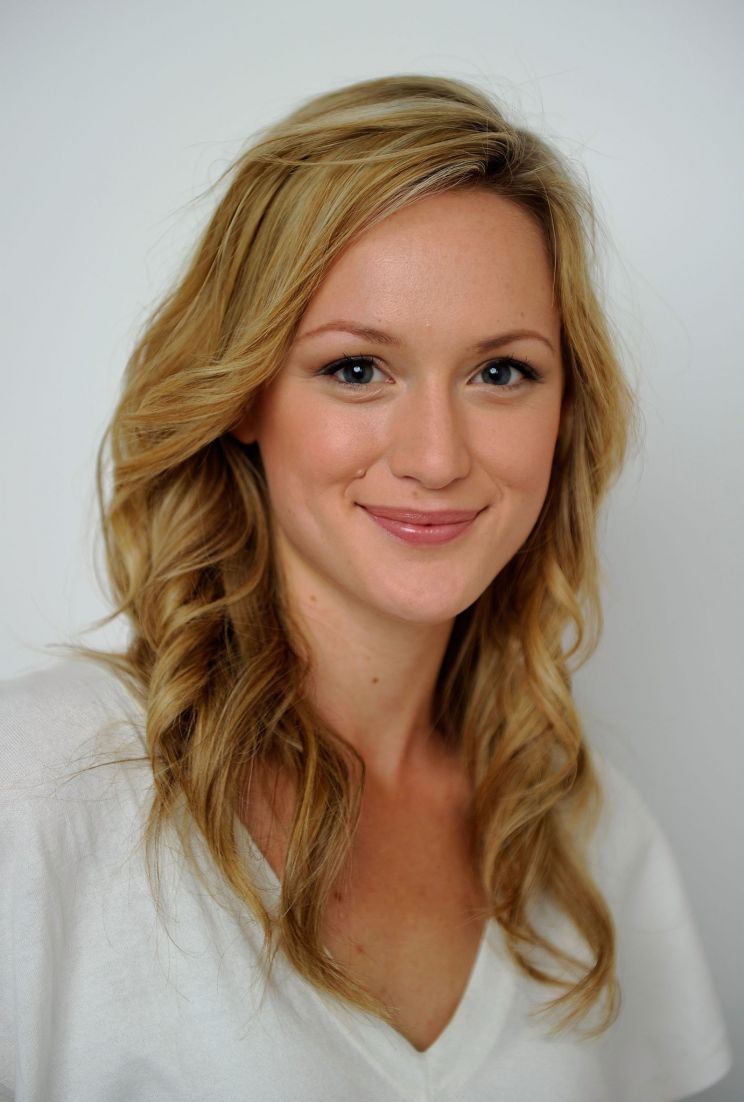 Kerry Bishé