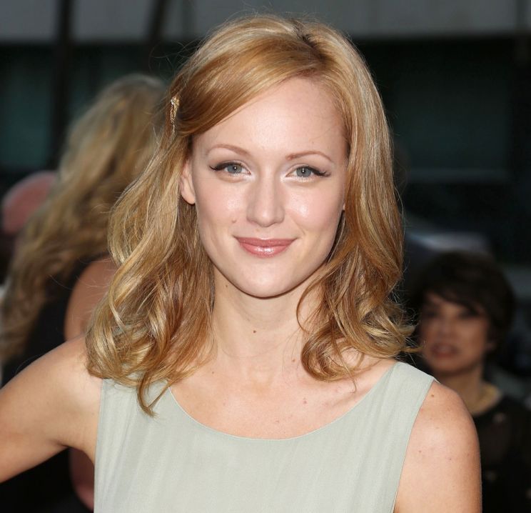 Kerry Bishé