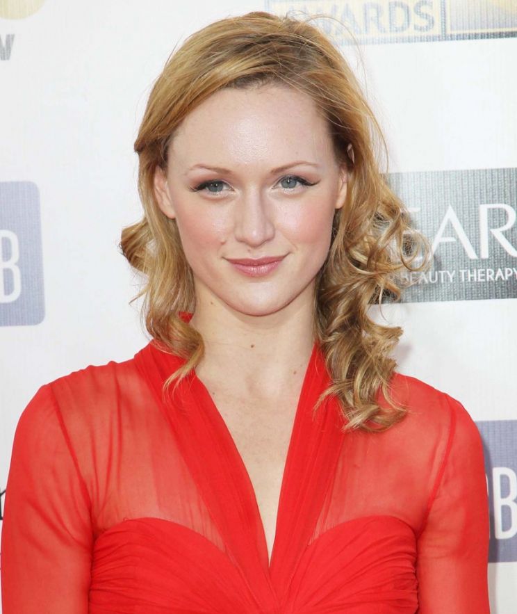 Kerry Bishé