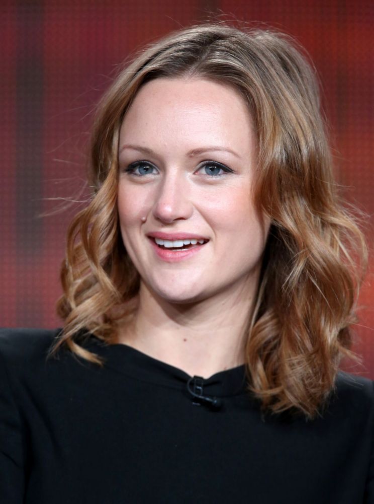 Kerry Bishé