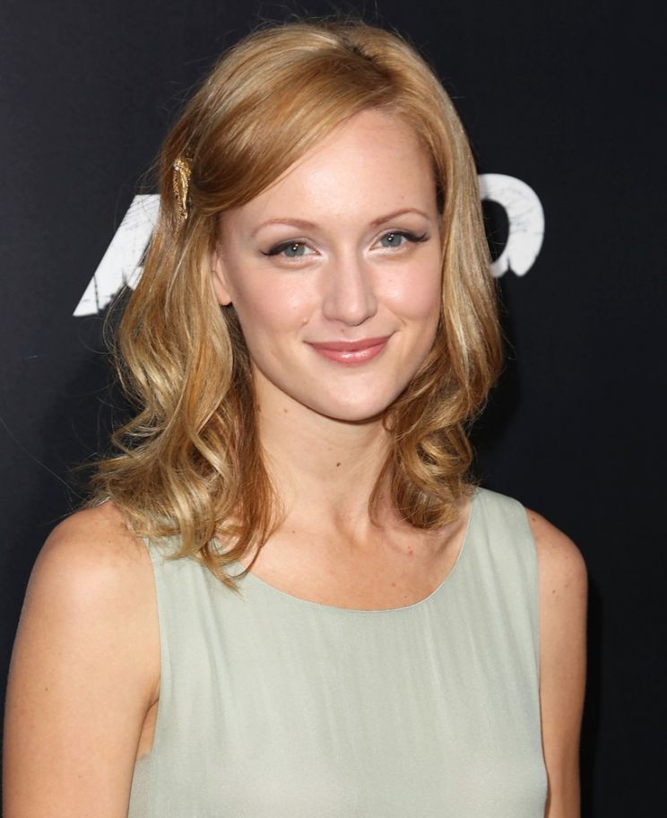 Kerry Bishé