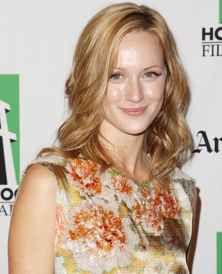 Kerry Bishé