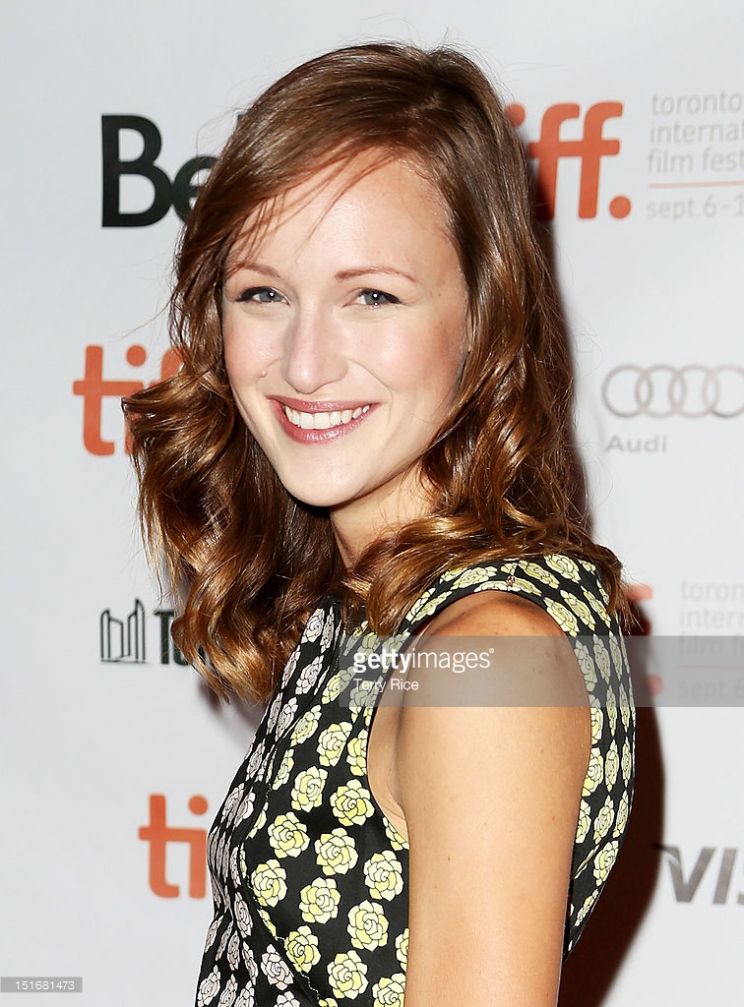 Kerry Bishé