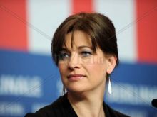 Kerry Fox