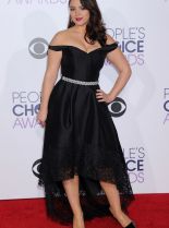 Kether Donohue photo