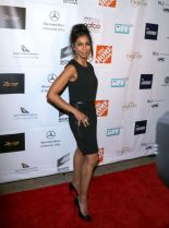 Khandi Alexander