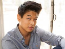 Ki Hong Lee