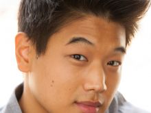 Ki Hong Lee