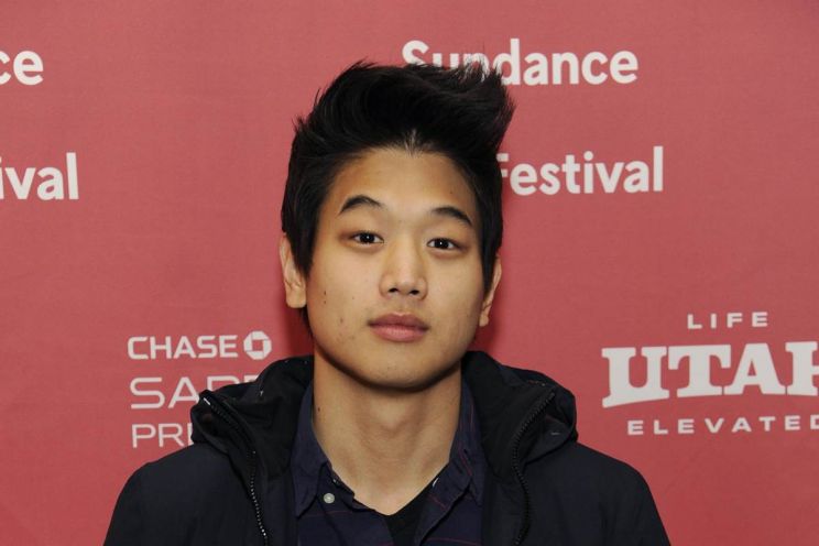 Ki Hong Lee