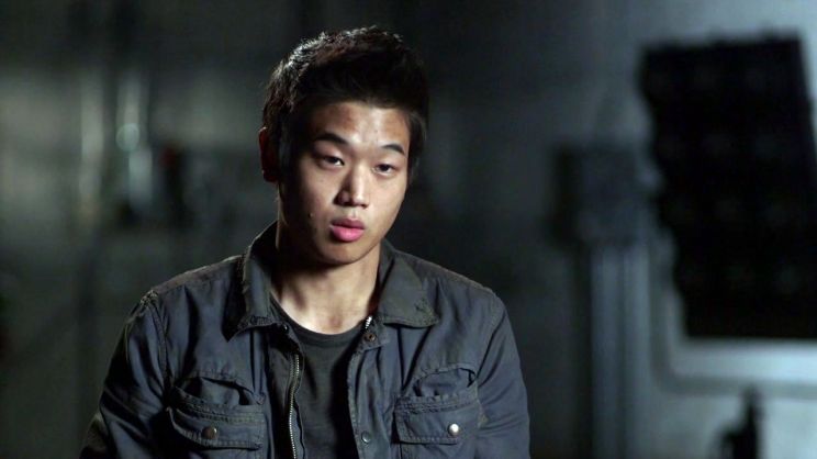 Ki Hong Lee