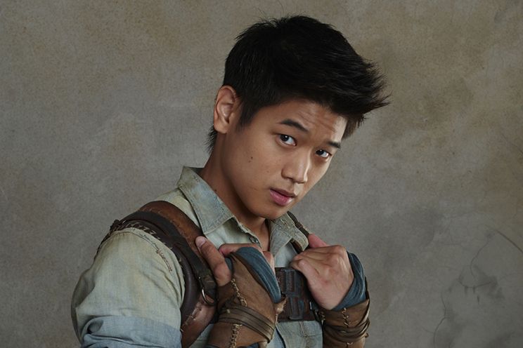 Ki Hong Lee