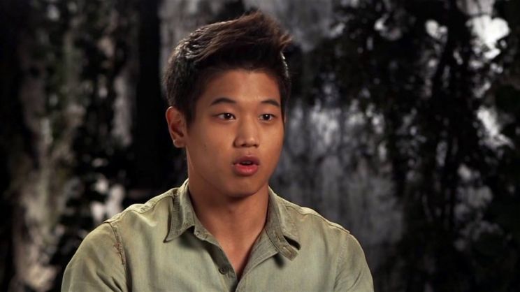 Ki Hong Lee